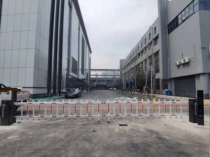 小區(qū)車(chē)牌識(shí)別道閘安裝